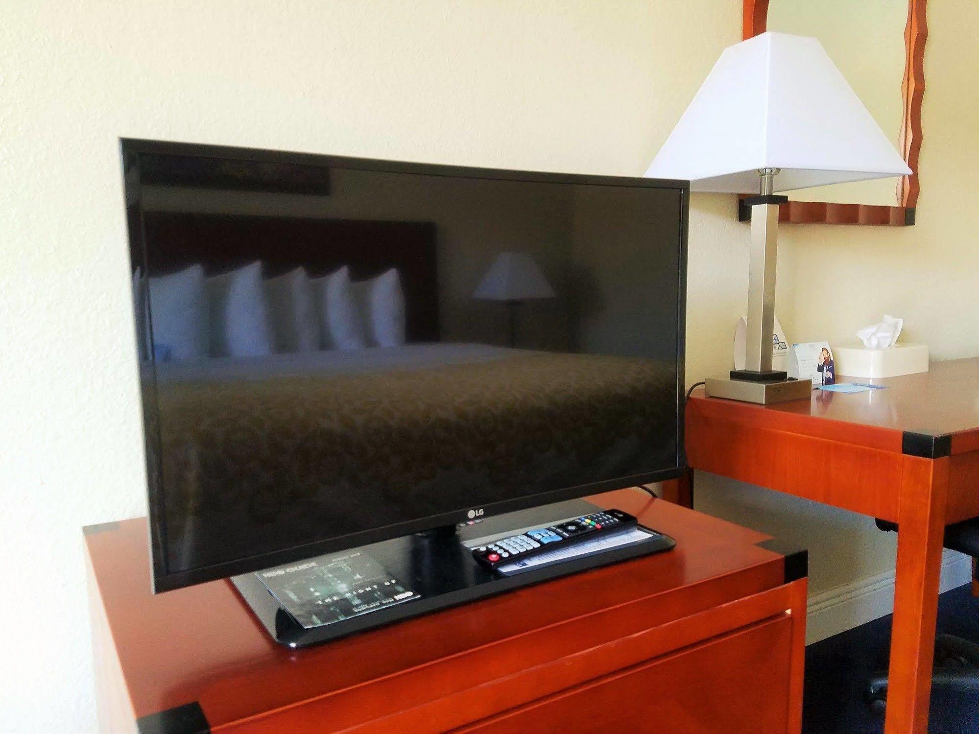 Days Inn & Suites By Wyndham Clermont Luaran gambar
