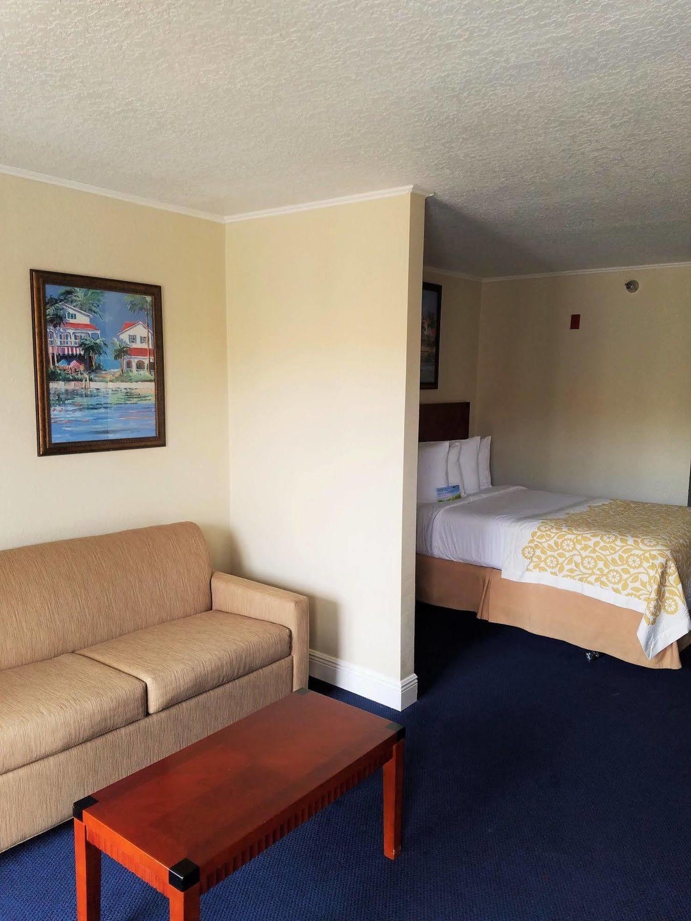Days Inn & Suites By Wyndham Clermont Luaran gambar