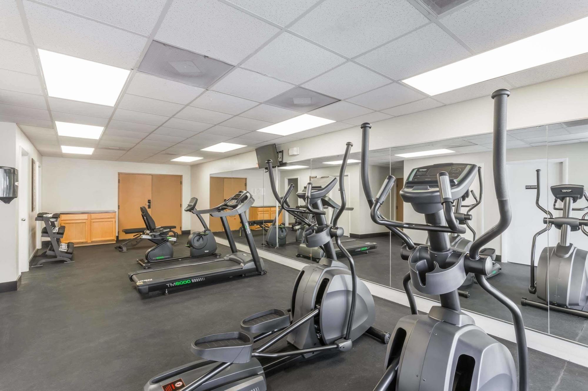 Days Inn & Suites By Wyndham Clermont Luaran gambar