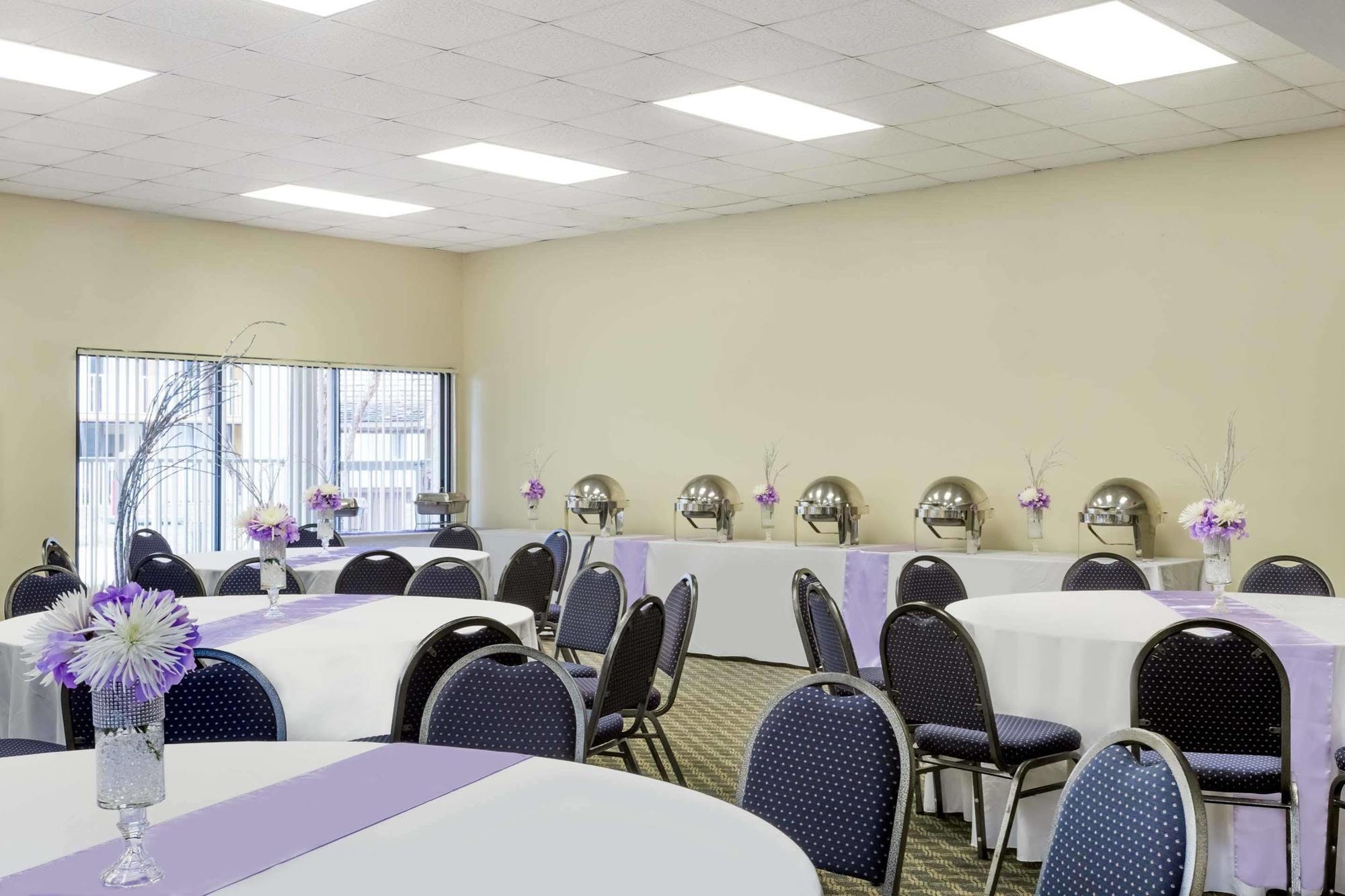 Days Inn & Suites By Wyndham Clermont Luaran gambar