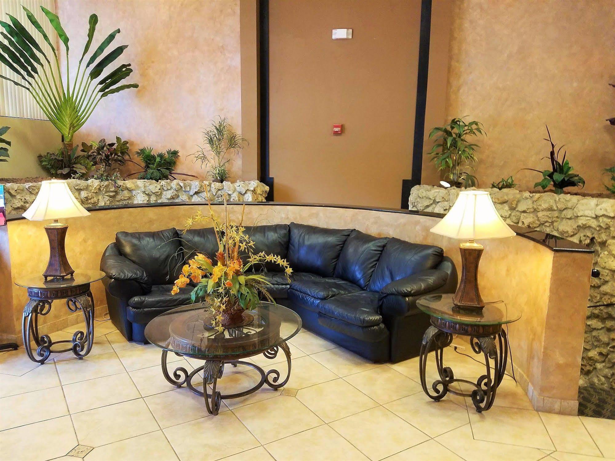 Days Inn & Suites By Wyndham Clermont Luaran gambar