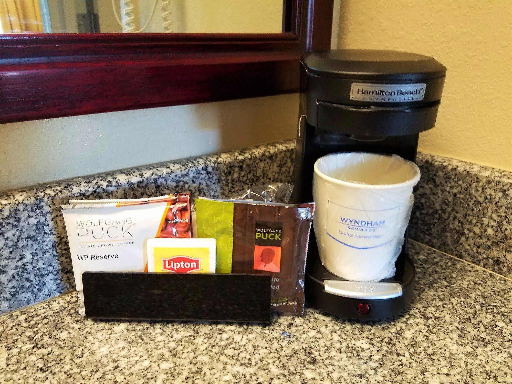 Days Inn & Suites By Wyndham Clermont Luaran gambar