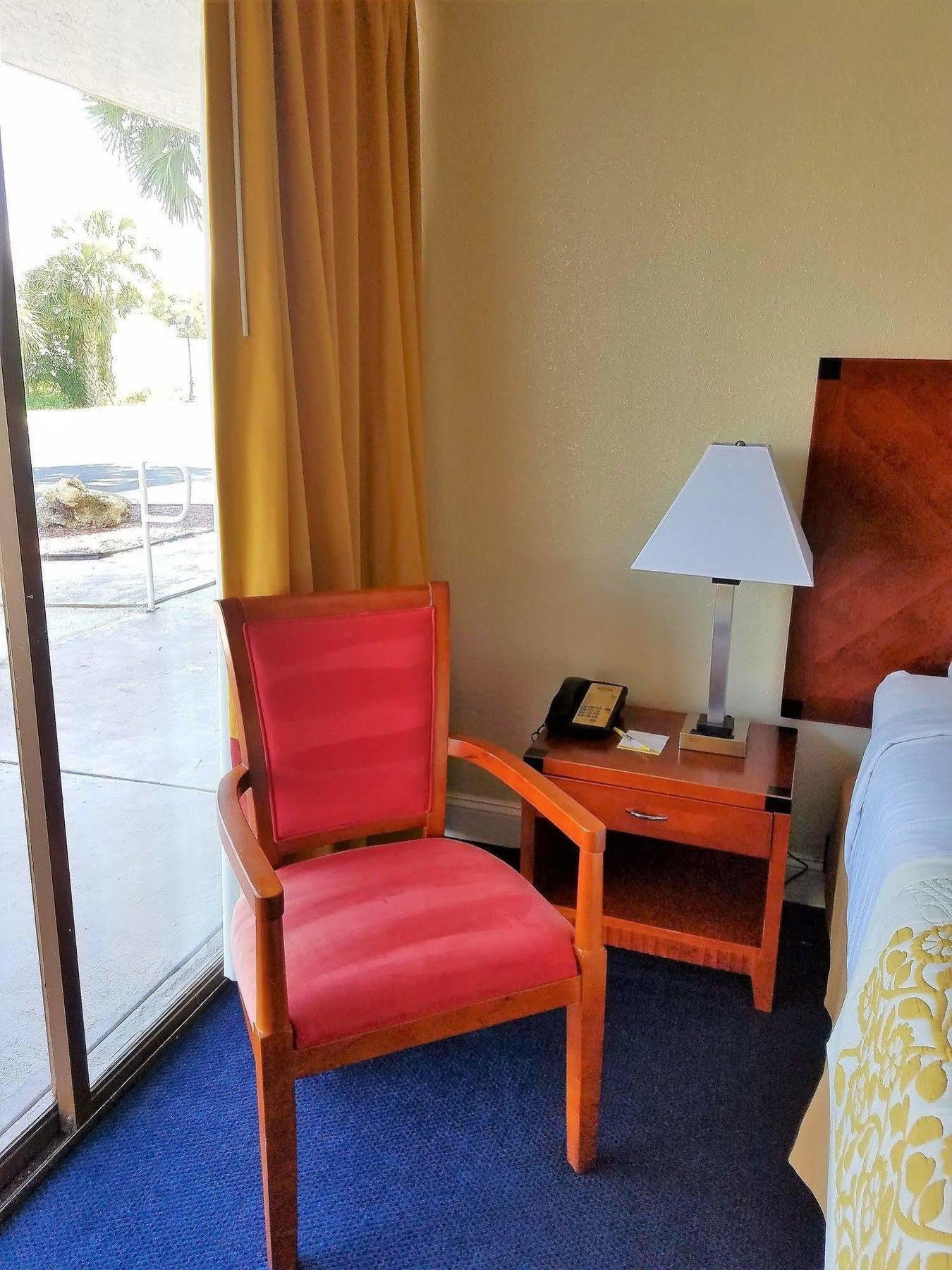 Days Inn & Suites By Wyndham Clermont Luaran gambar