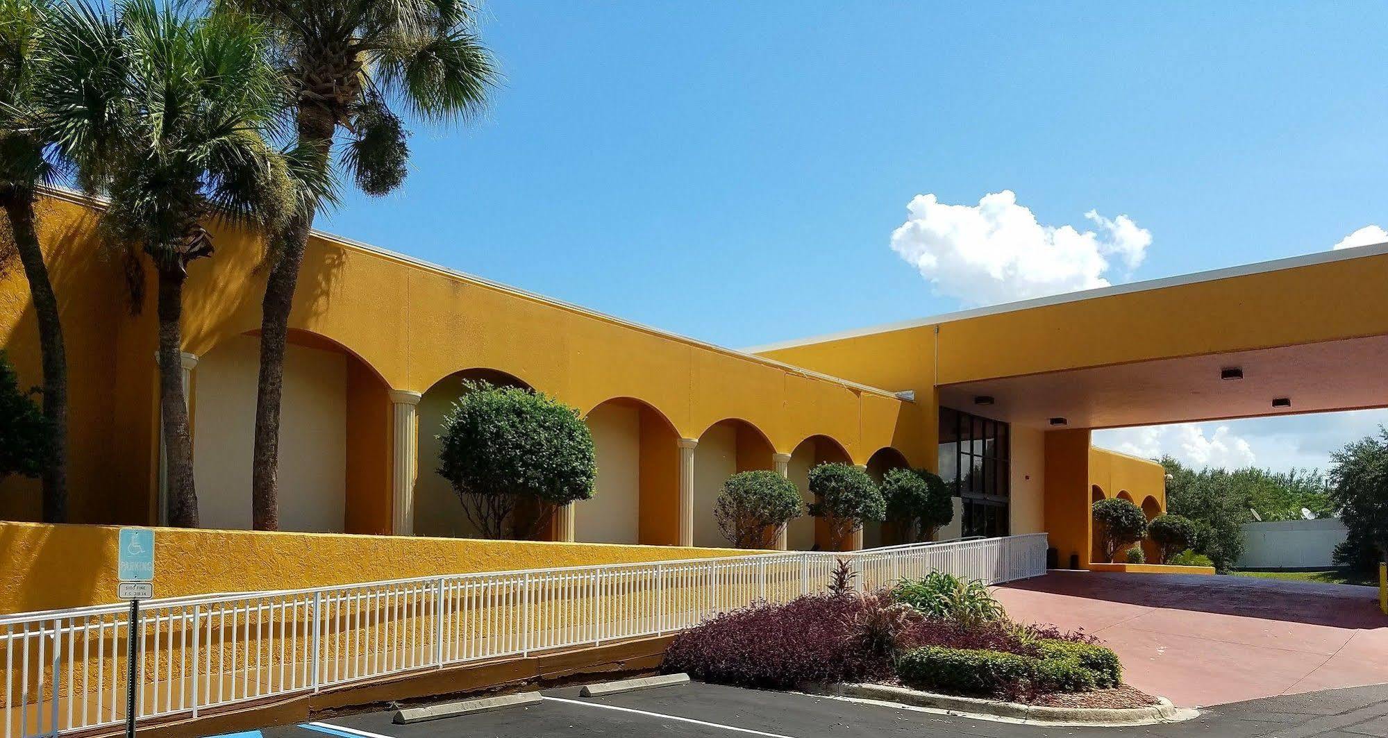 Days Inn & Suites By Wyndham Clermont Luaran gambar