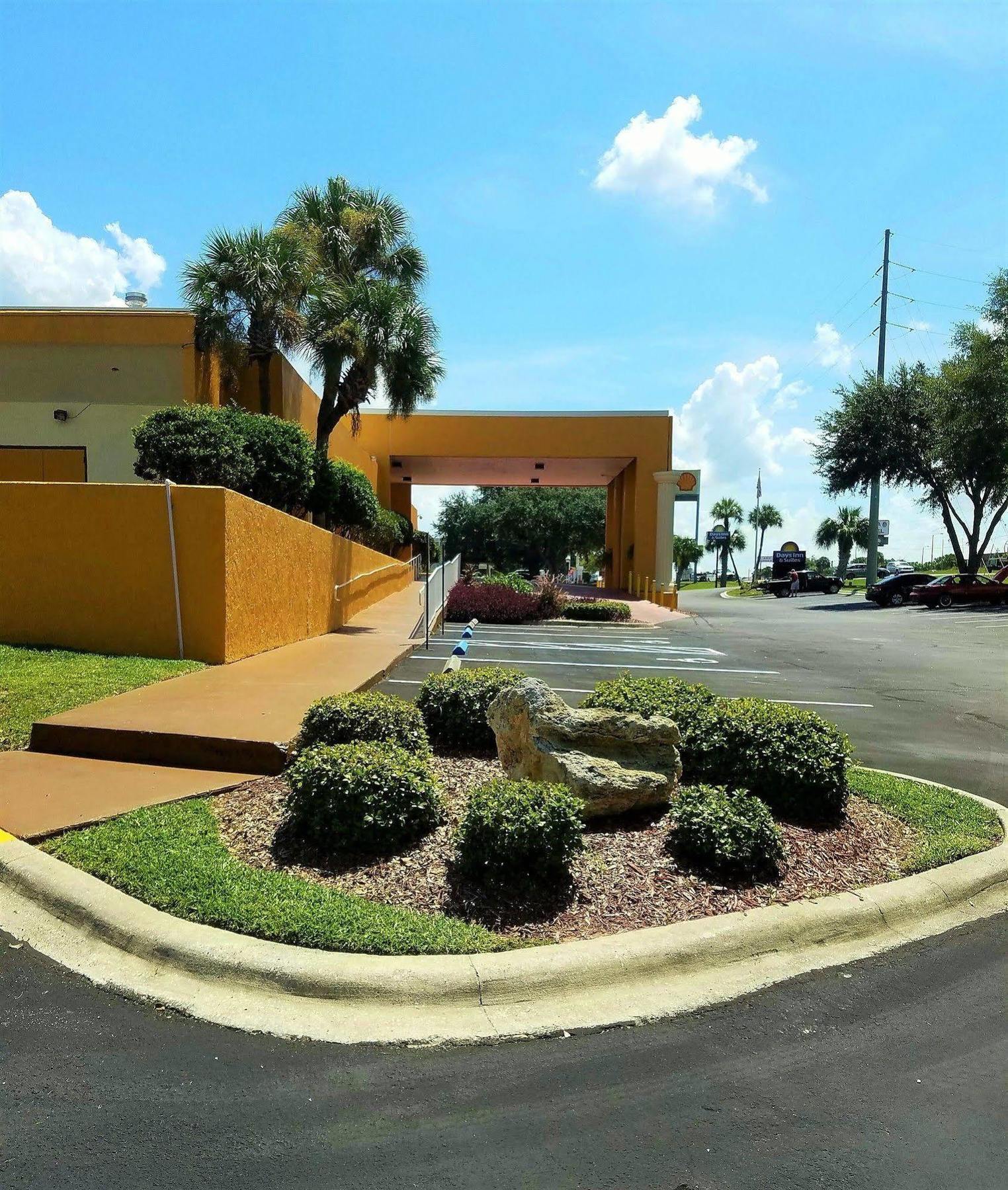 Days Inn & Suites By Wyndham Clermont Luaran gambar