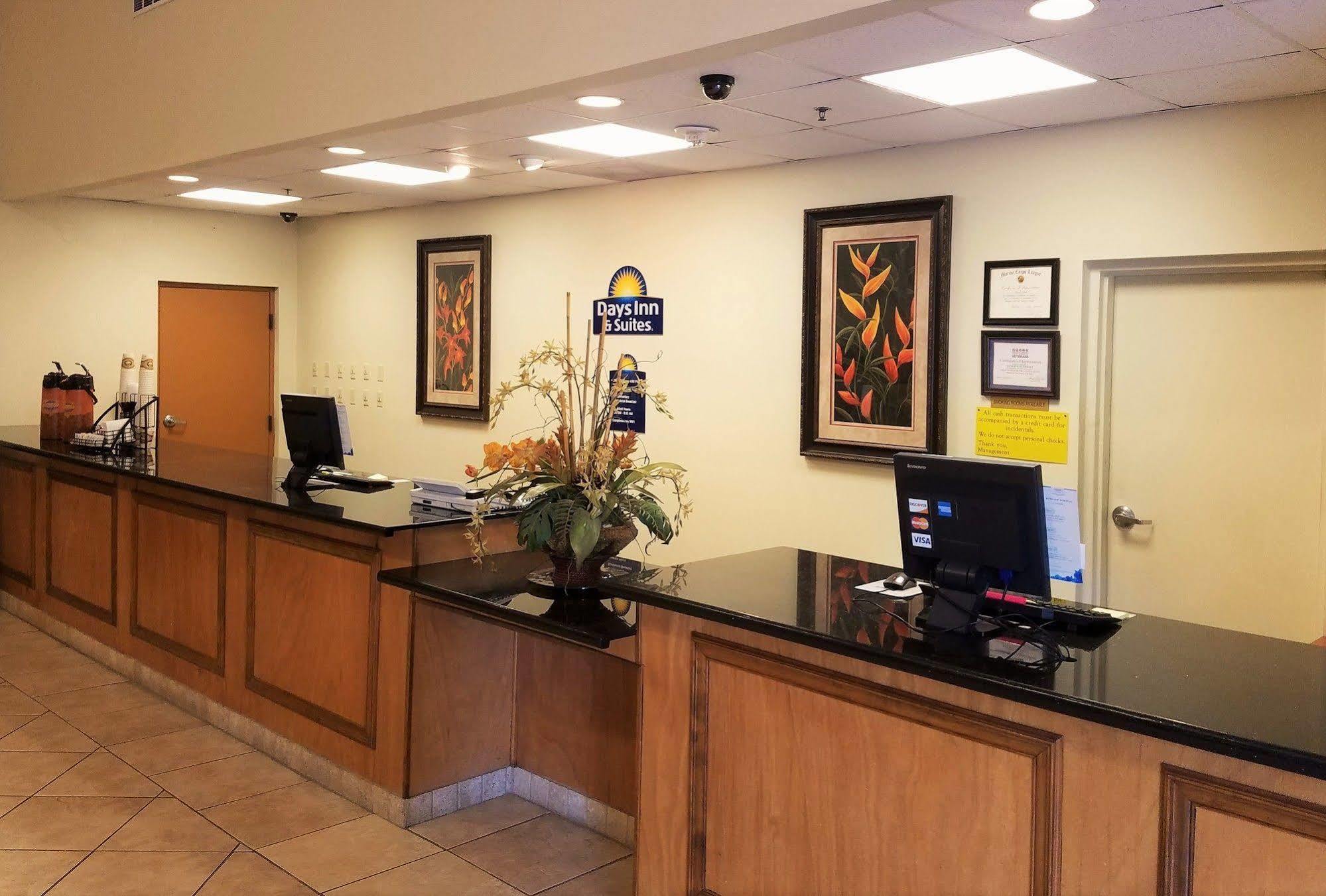 Days Inn & Suites By Wyndham Clermont Luaran gambar